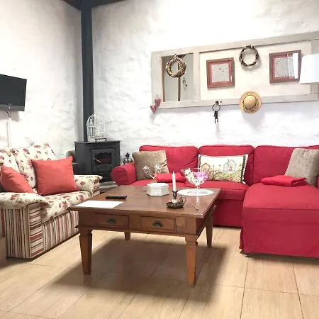 Feriehus House With One Bedroom In Adeje With Wonderful Sea View Furnished Terrace And Wifi 10 Km From The Beach