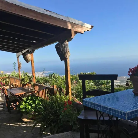 Σπίτι διακοπών House With One Bedroom In Adeje With Wonderful Sea View Furnished Terrace And Wifi 10 Km From The Beach *