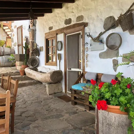 Semesterbostad House With One Bedroom In Adeje With Wonderful Sea View Furnished Terrace And Wifi 10 Km From The Beach